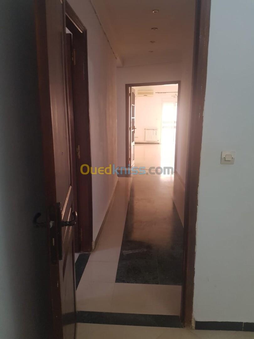 Location Niveau De Villa F4 Alger Draria