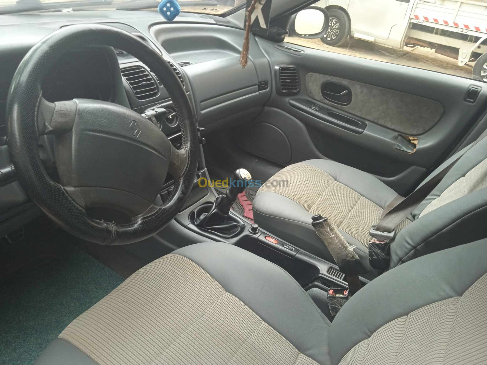 Renault Laguna 1 1996 2.0