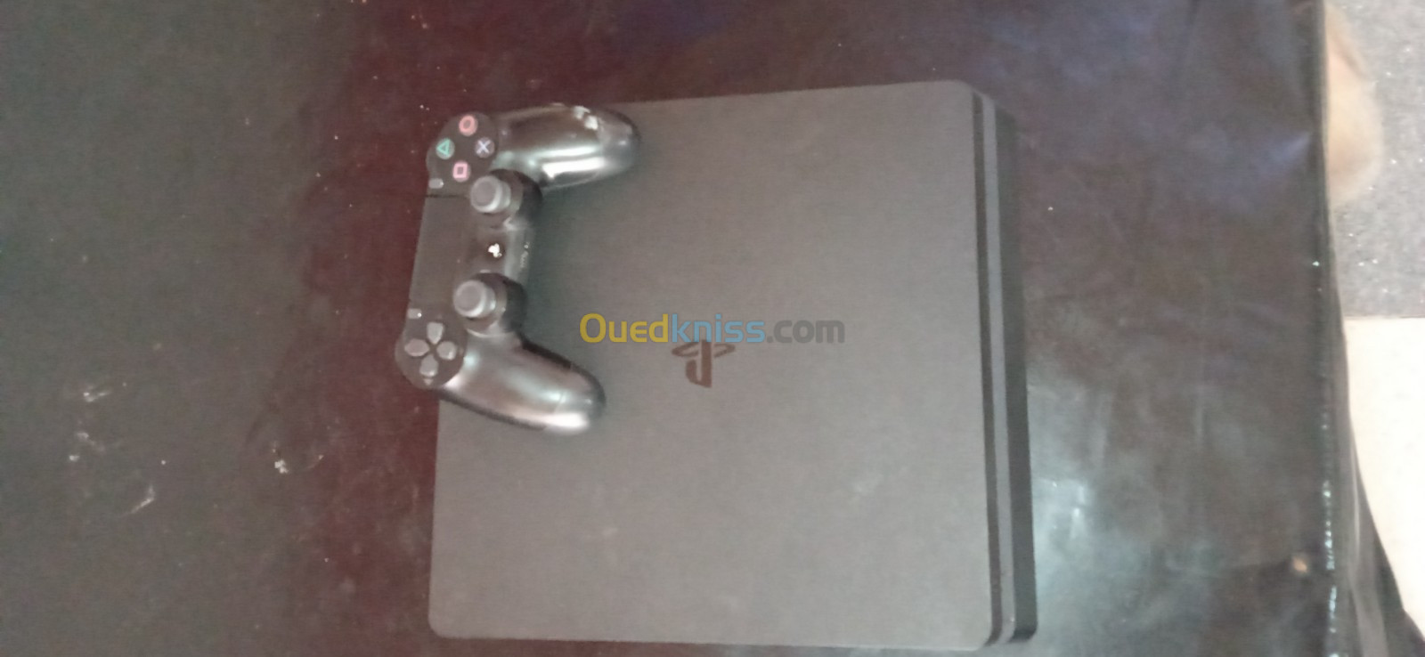 Playstation 4 slim