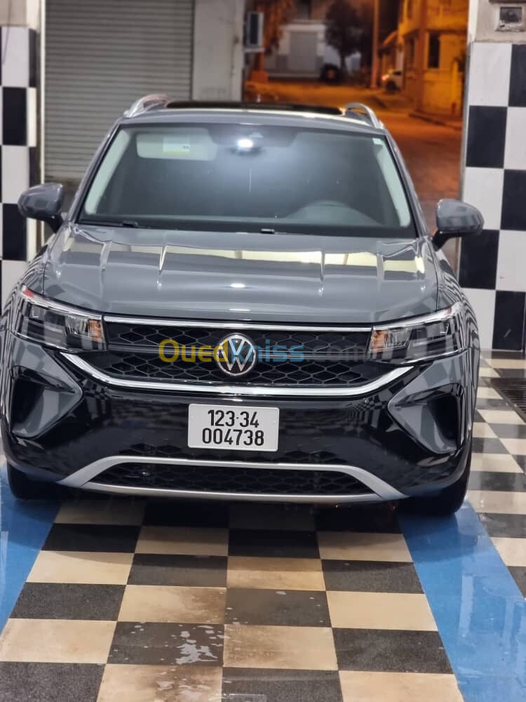 Volkswagen Taos IQ drive 2023 