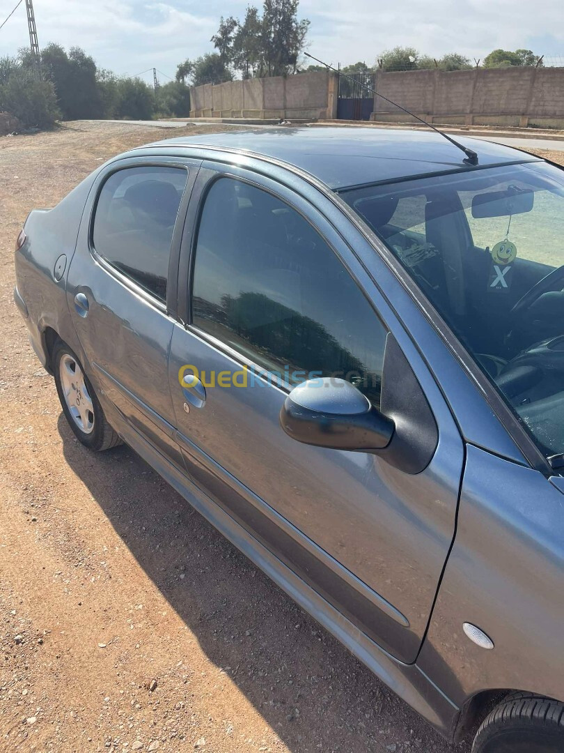 Peugeot 206 Sedan 2009 206 Sedan