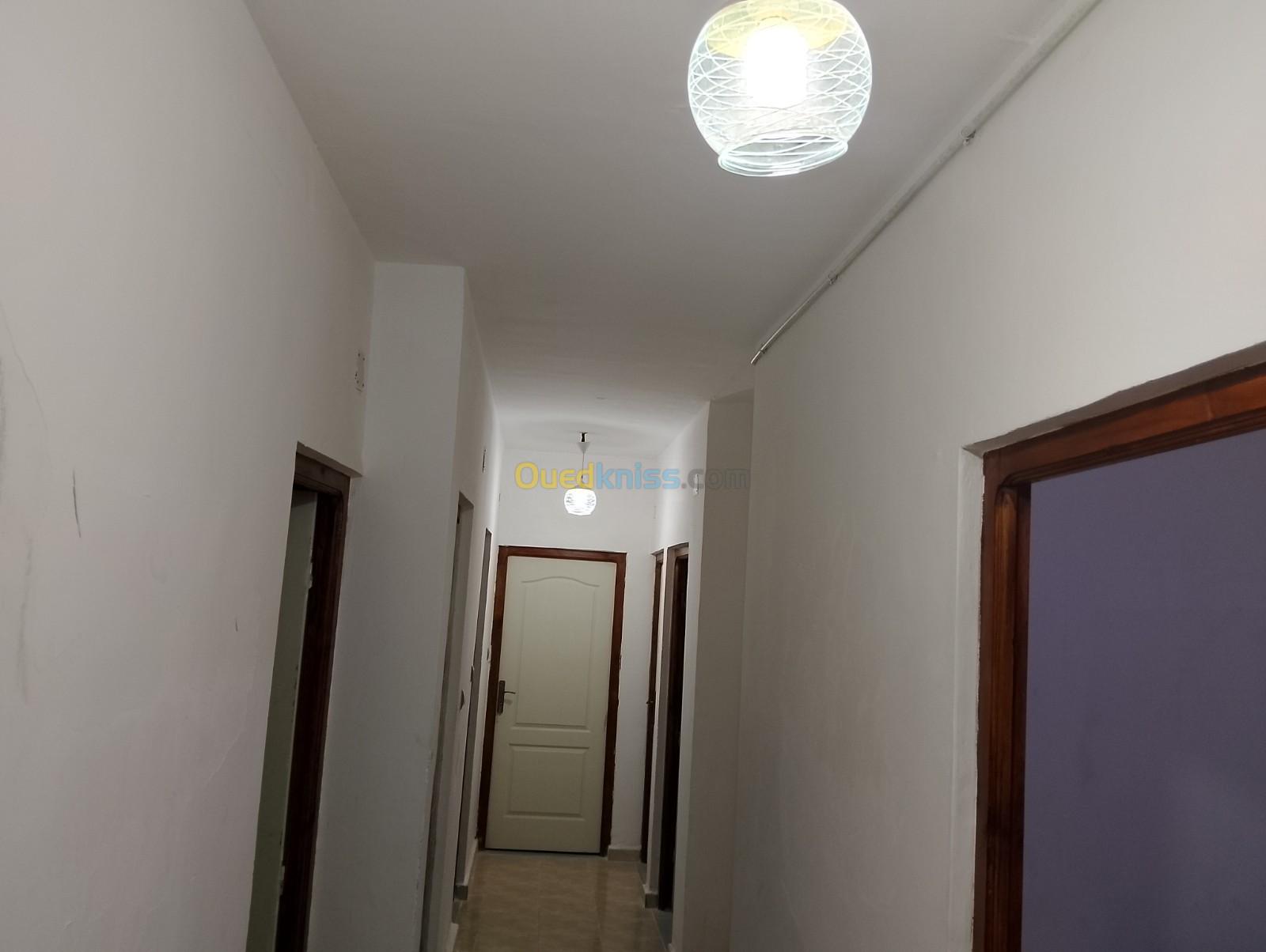 Location Appartement F4 Skikda Filfla