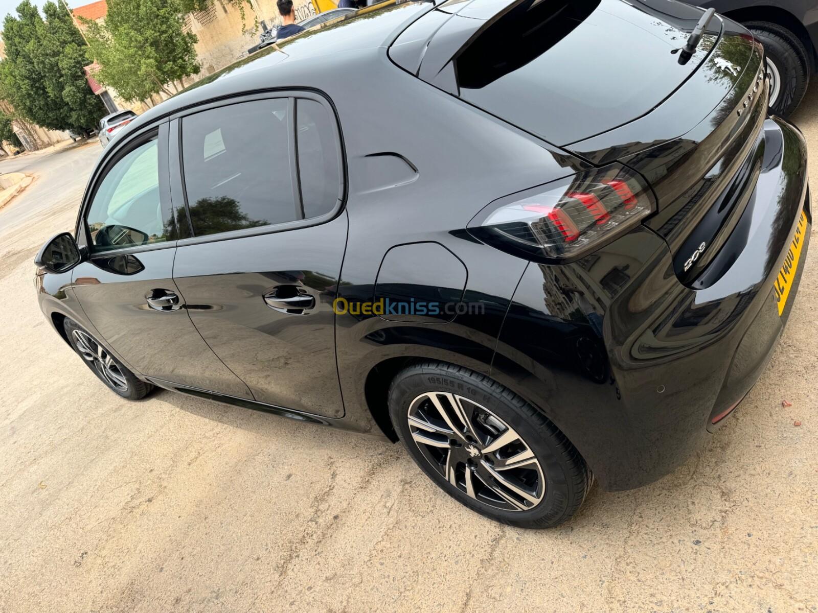 Peugeot 208 2024 Allure