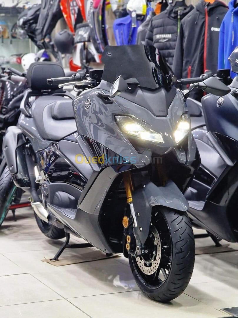 Tmax 562 tech max Yamaha 2023