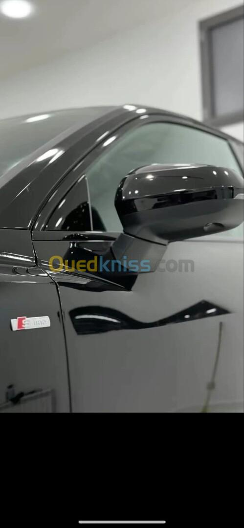 Audi Q3 2024 Sline black black full option