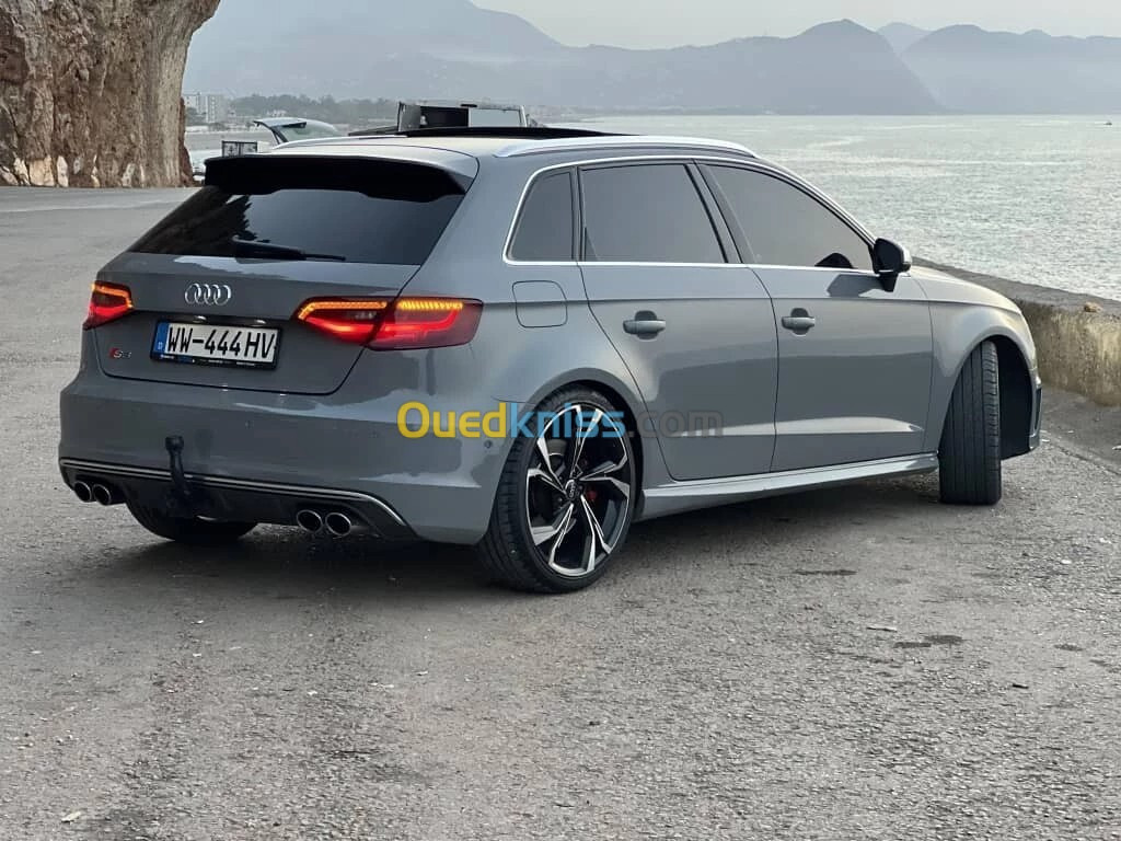 Audi RS3 2016 