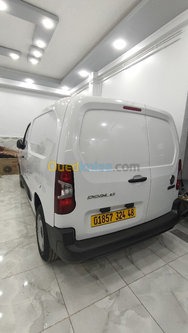 Fiat Doblo 2024 Dz