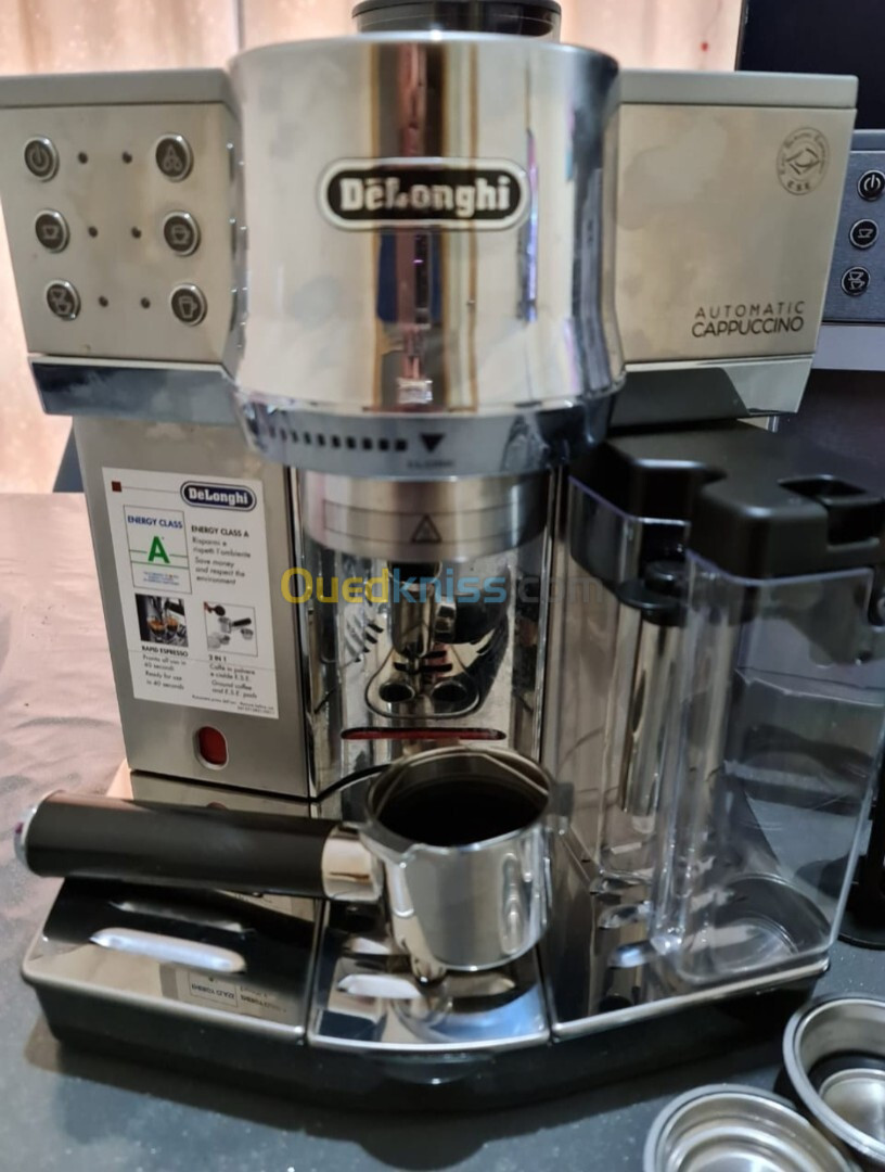 Delonghi machine a caffe ec850m