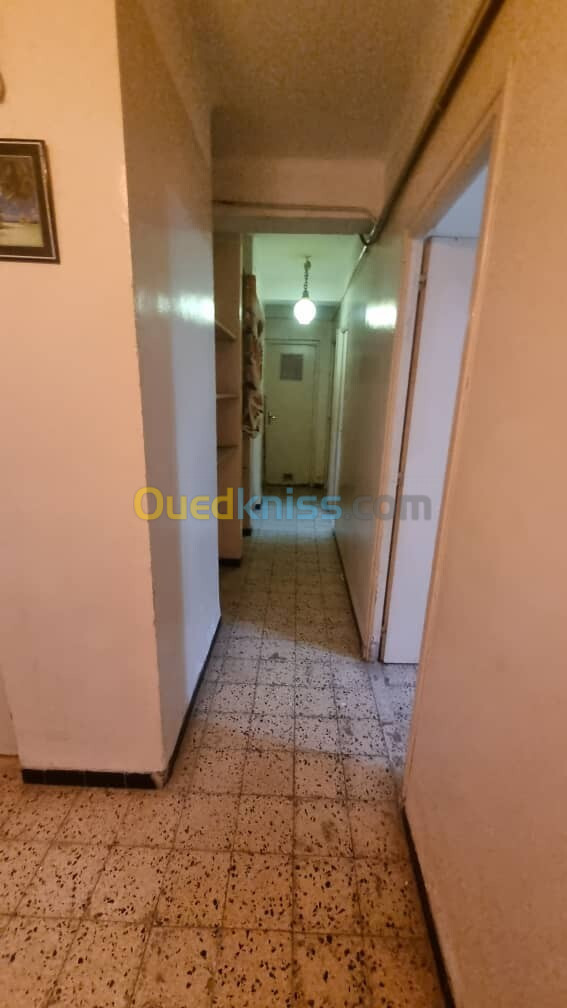 Vente Appartement F5 Jijel Jijel