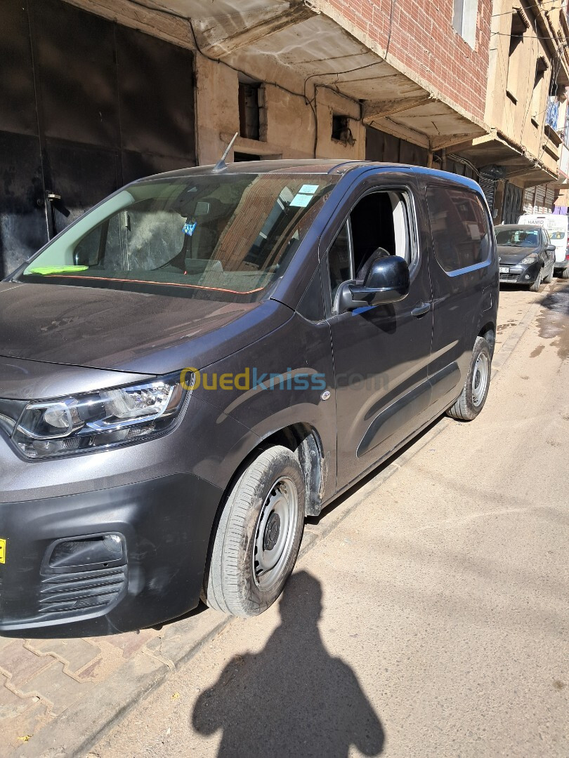 Fiat Professional DOBLO 2023 Doblo la tout