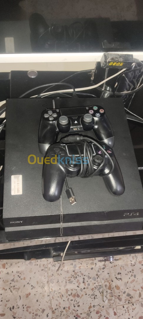 Ps4 Fat modal 1216 مفلاشي فرزيون 9.00 مايسخن مايدير الحس حاجة نظيفة 