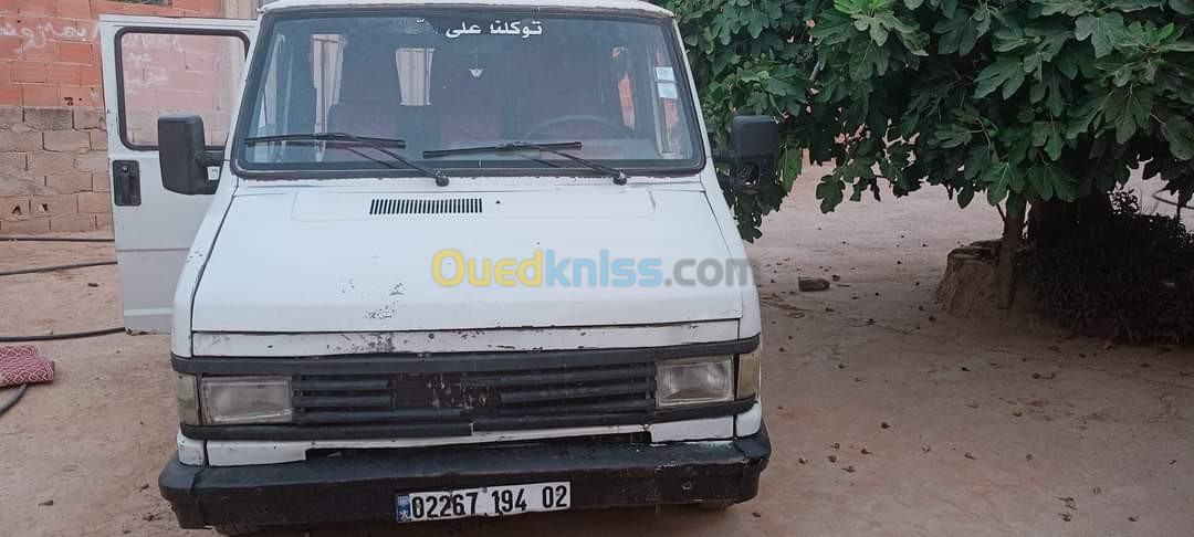 Peugeot J5 1994 نبيع ولا نبدل بواحدا 9 بلاص