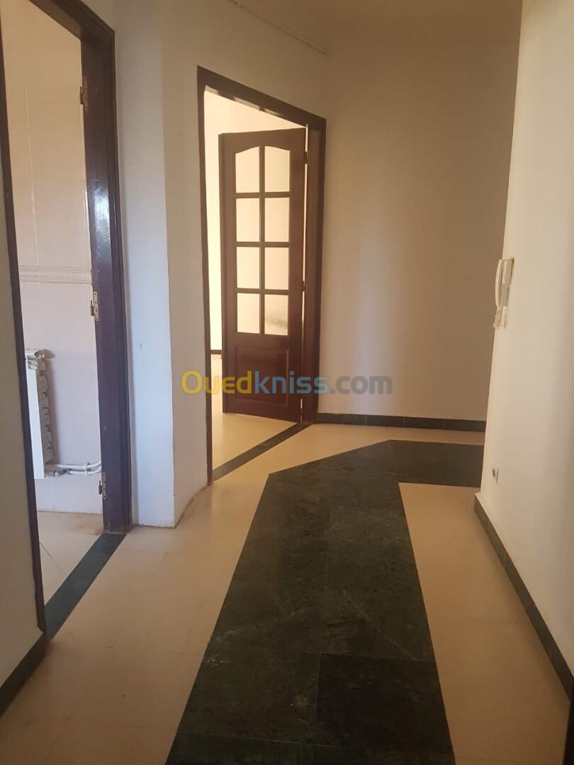 Location Niveau De Villa F4 Alger Draria