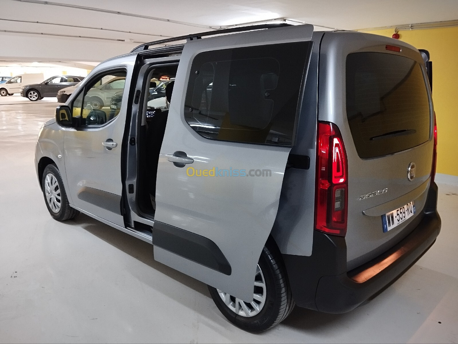 Fiat Doblo 2024 Fiat Doblo vitré