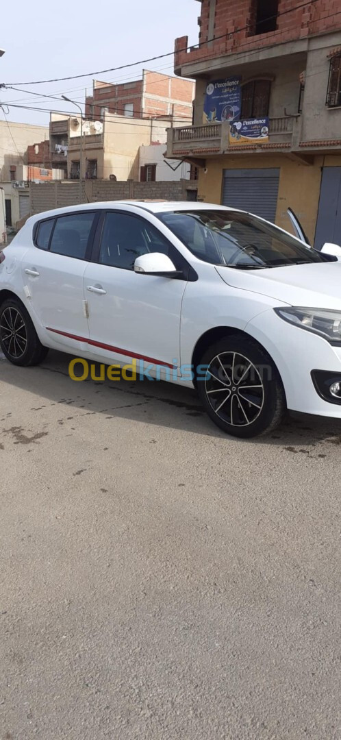 Renault Megane 3 2016 New Play