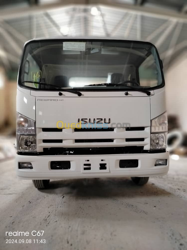 Isuzu Isuzu 2024