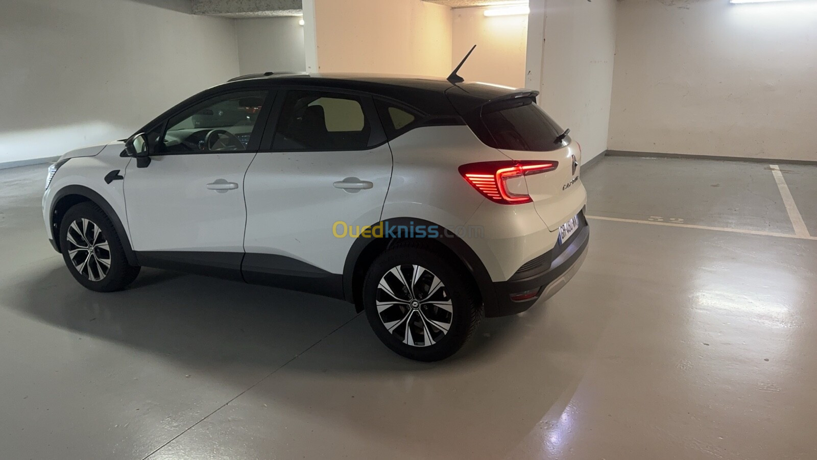 Renault Captur gpl 2023 Blanc nacrée caméra radars avant arrière