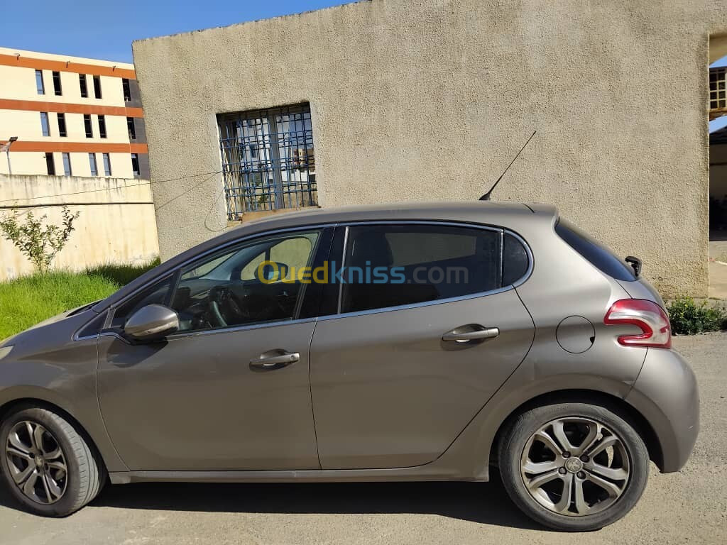 Peugeot 208 2013 Active