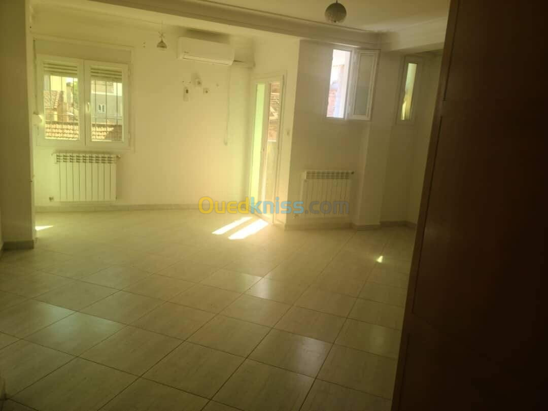 Location Appartement F4 Alger Kouba