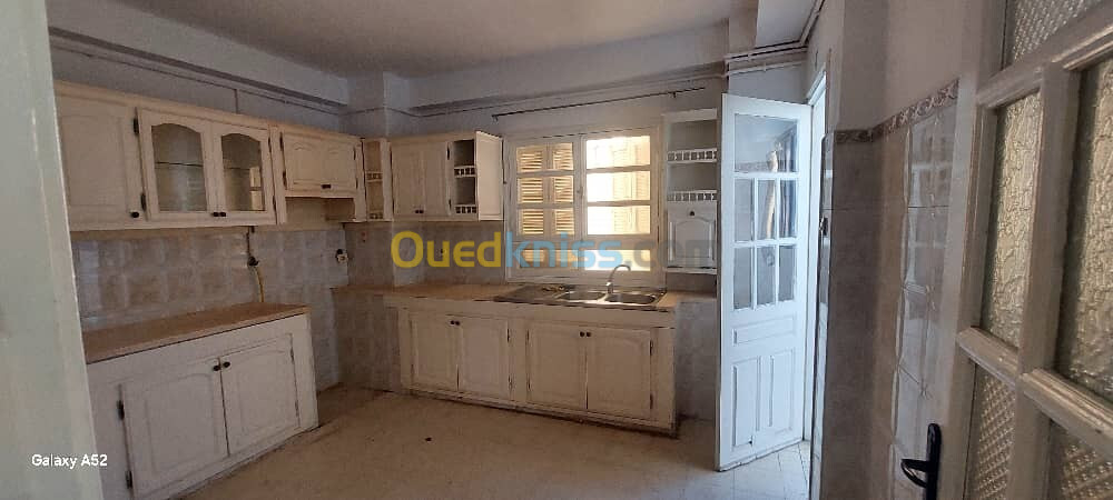 Location Appartement F5 Alger Birkhadem