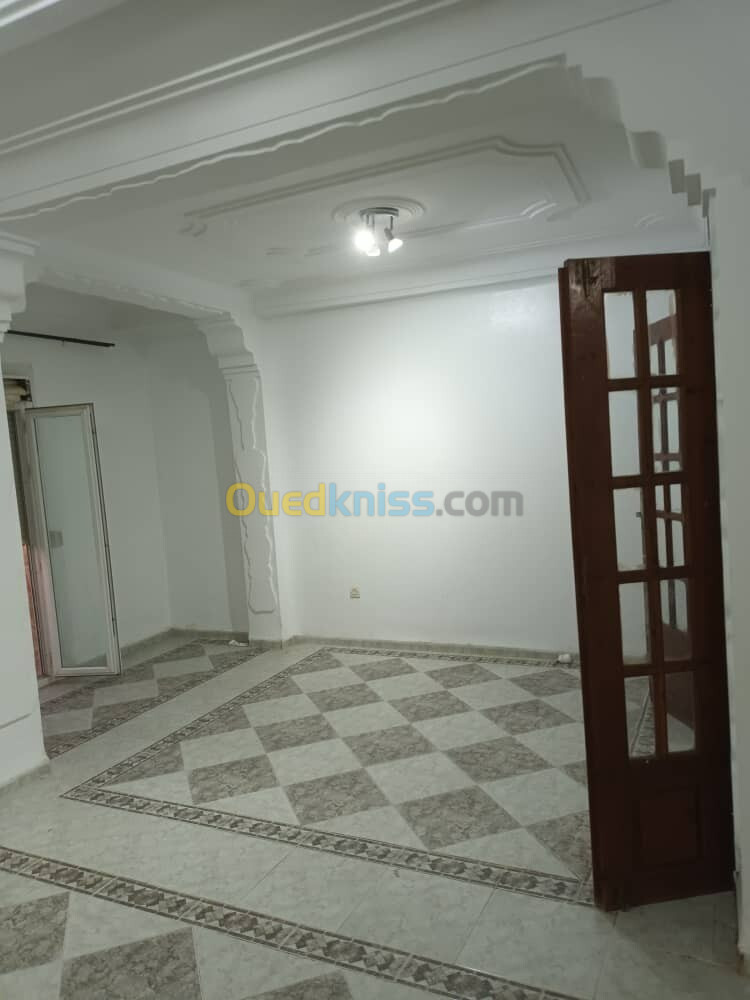 Location Niveau De Villa F2 Alger Ain benian