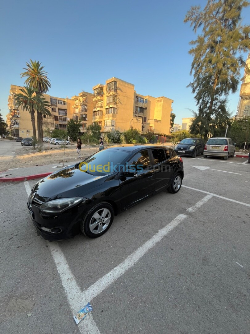 Renault Megane 3 2015 New Play