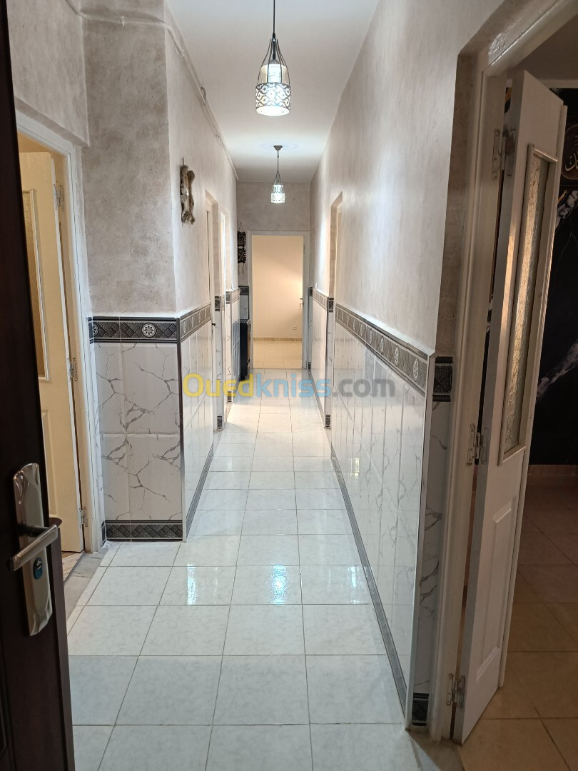 Vente Appartement F4 Annaba Annaba