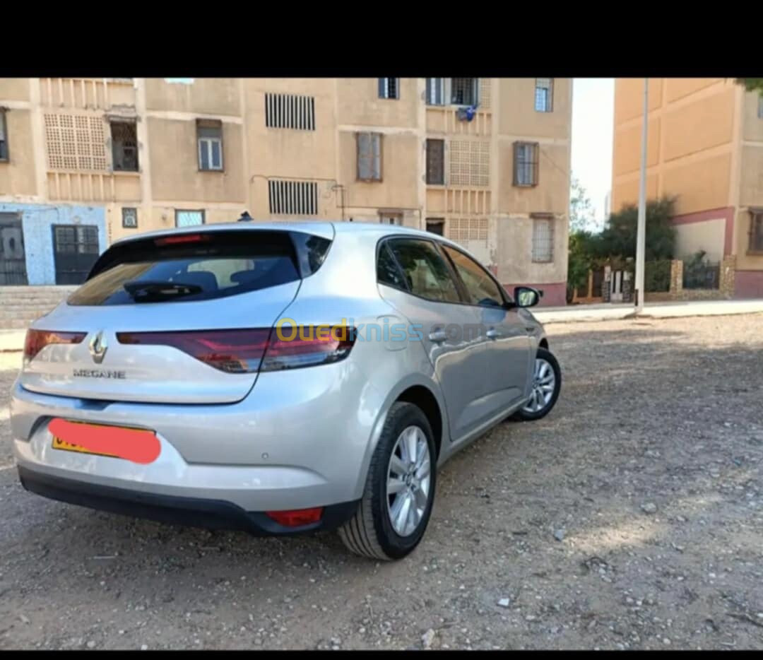 Renault Megane 4 2022 1.0  115 ch