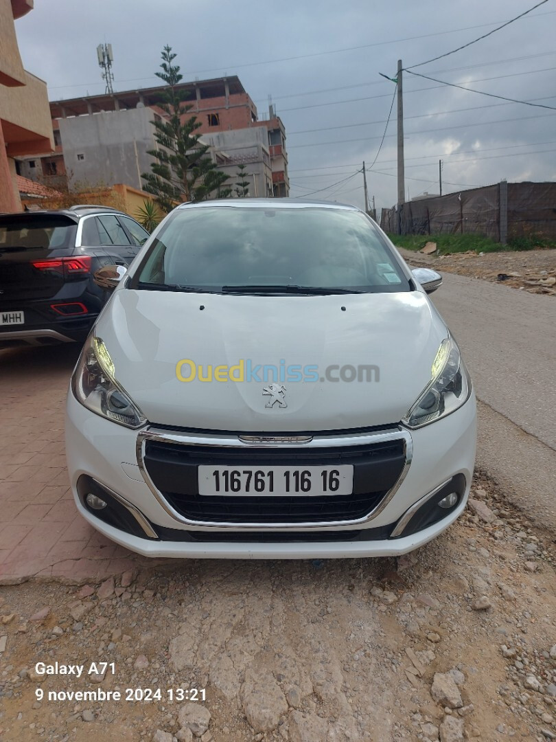 Peugeot 208 2016 Allure Facelift