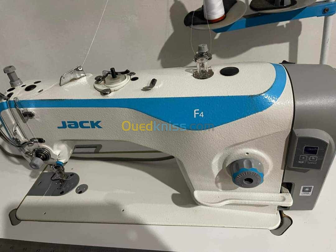 machine a coudre jack F4