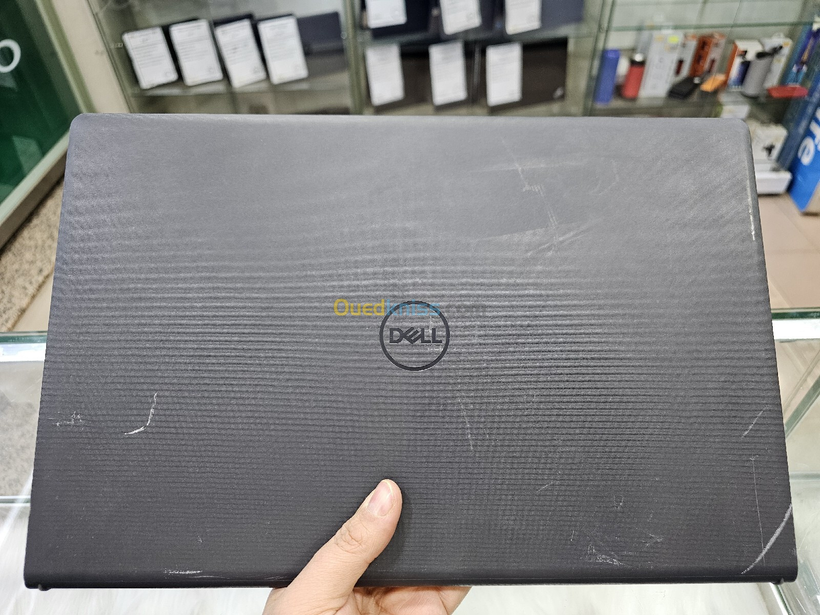 DELL VOSTRO 3520 i5 12eme 8G/512SSD 