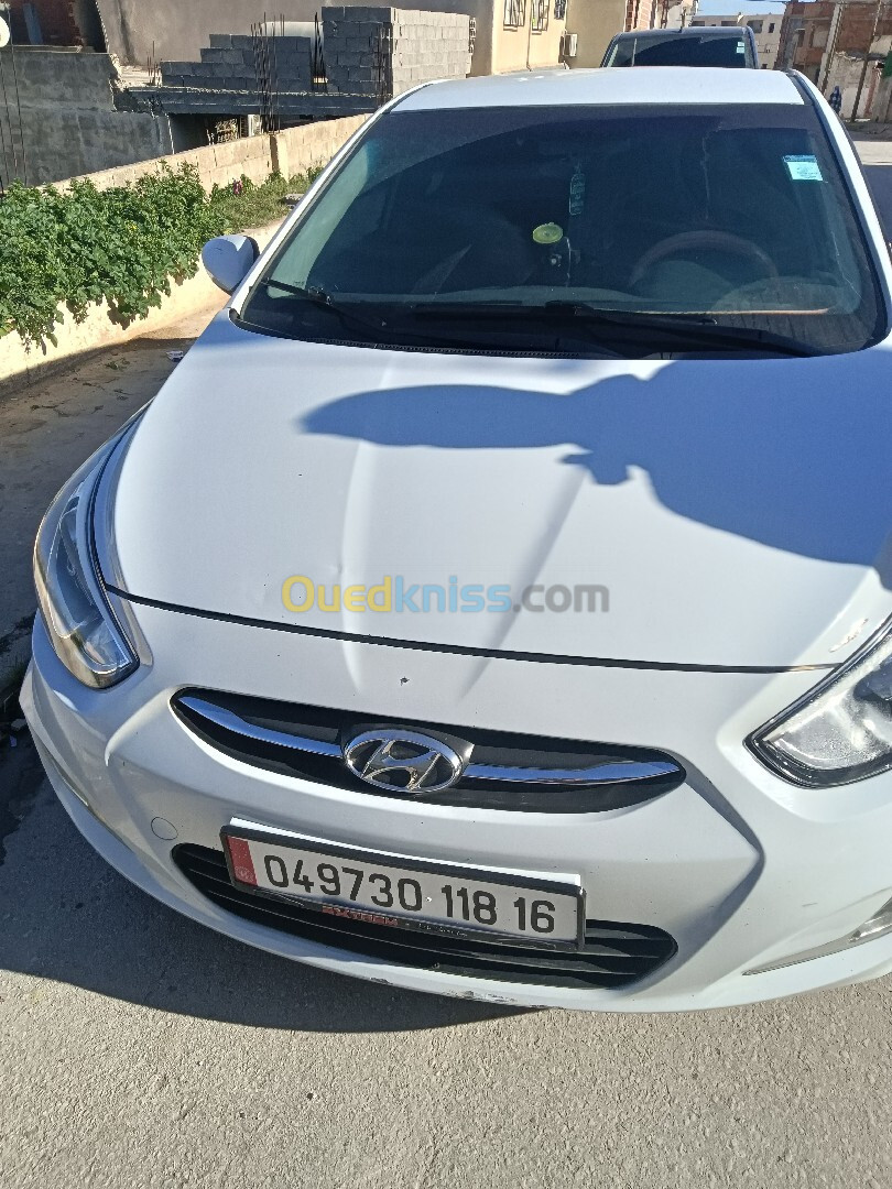 Hyundai Accent RB  4 portes 2018 Accent RB  4 portes