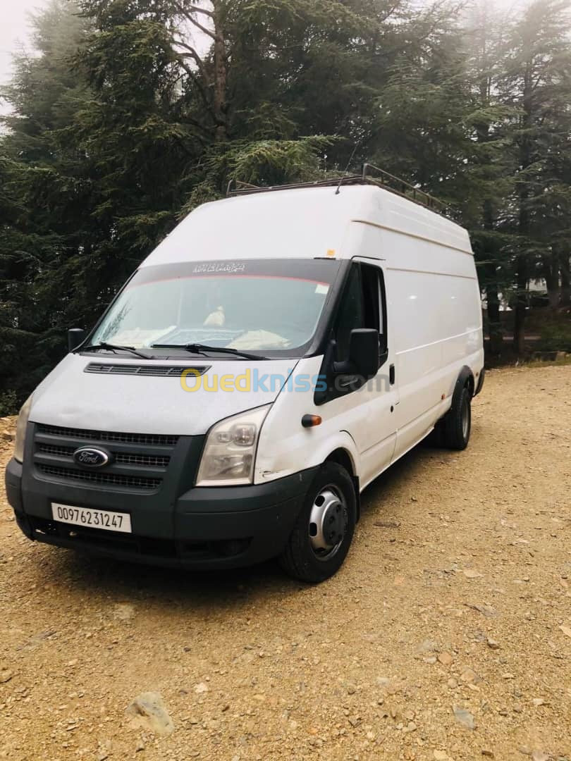 Ford Transit 2012