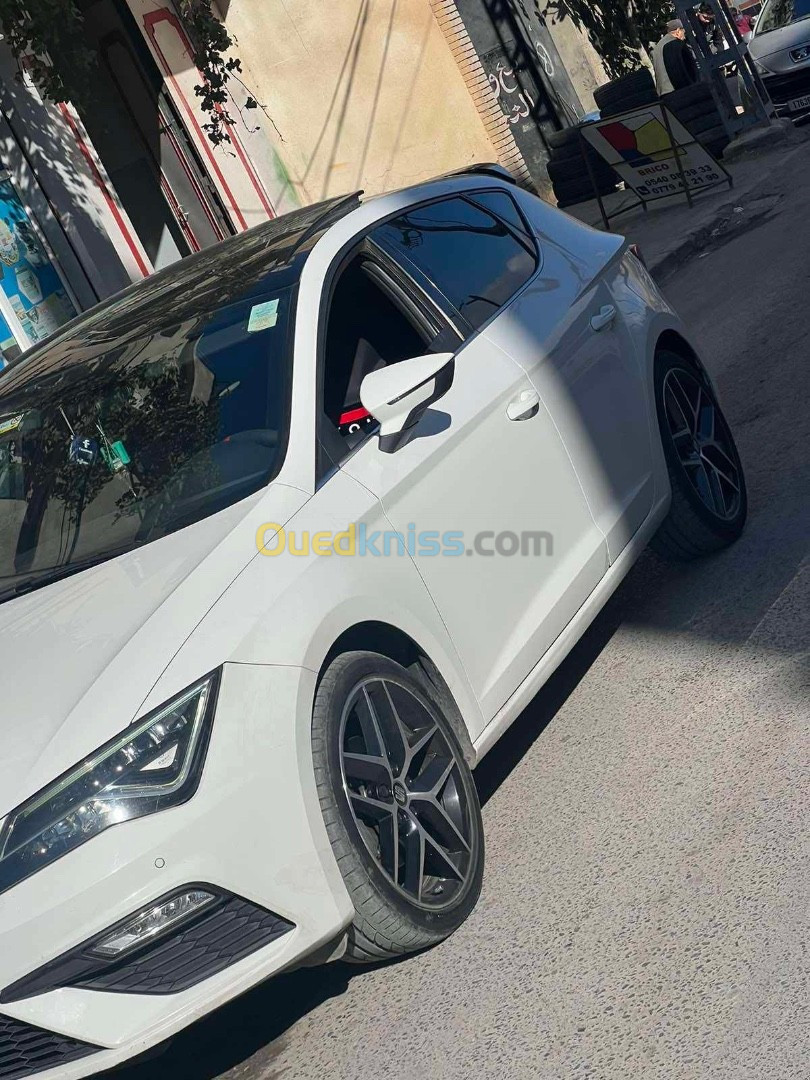 Seat Leon 2019 FR beats