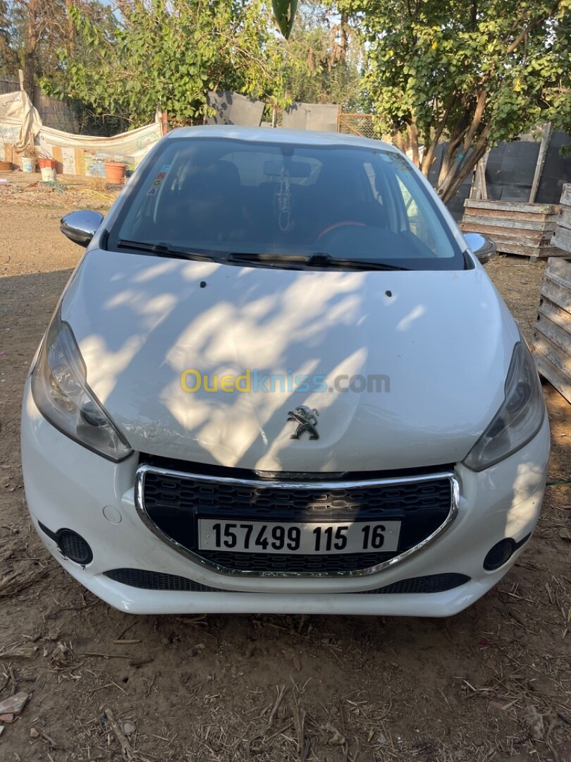 Peugeot 208 2015 