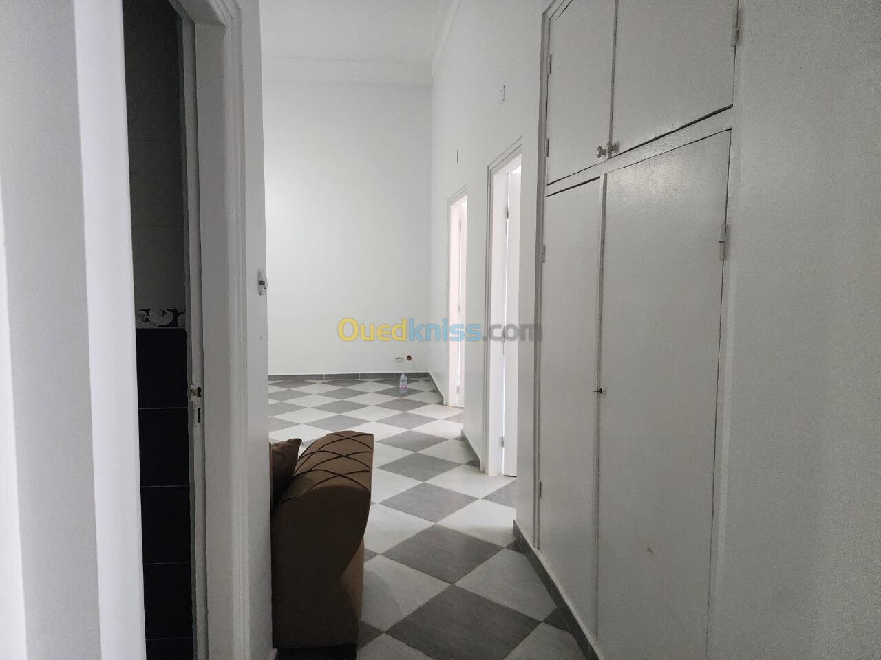 Location Appartement F4 Alger Ain benian