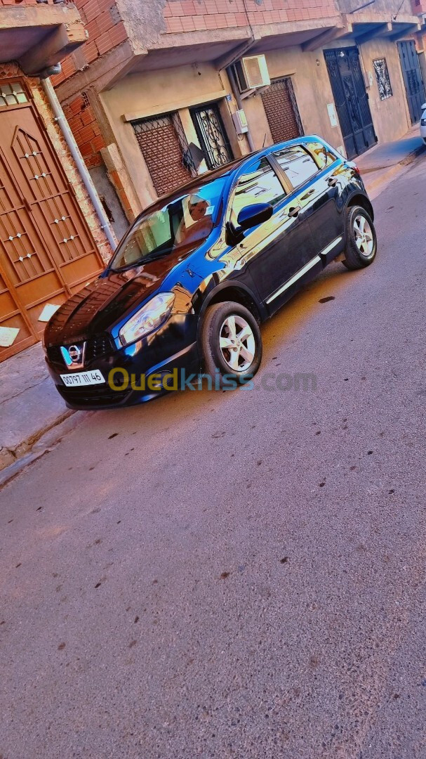 Nissan Qashqai 2011 +2 Visia