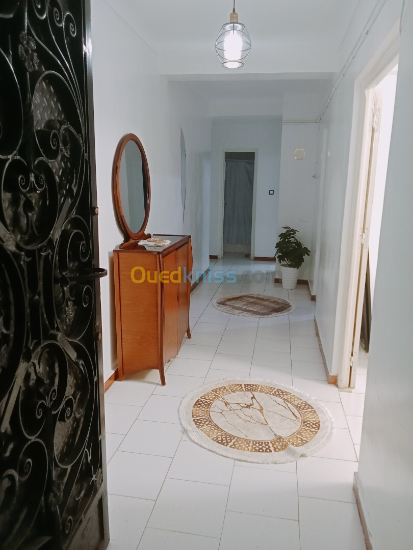 Location Appartement F3 Oran Ain el turck