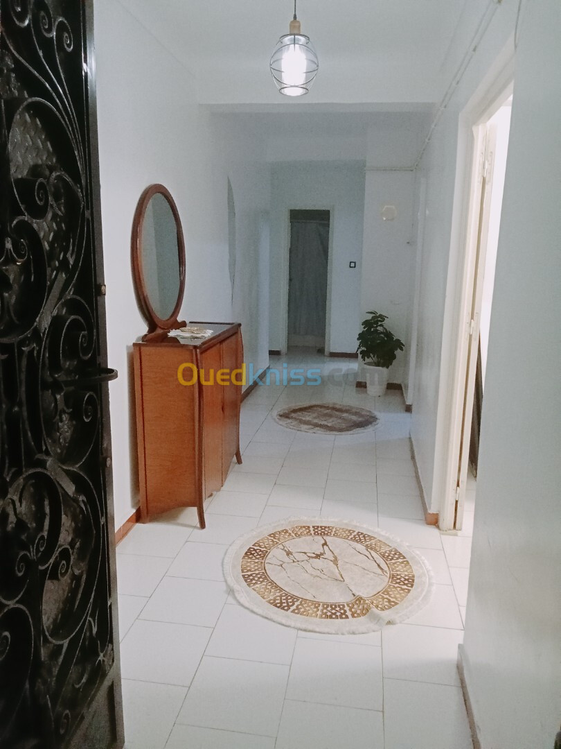 Location Appartement F3 Oran Ain el turck