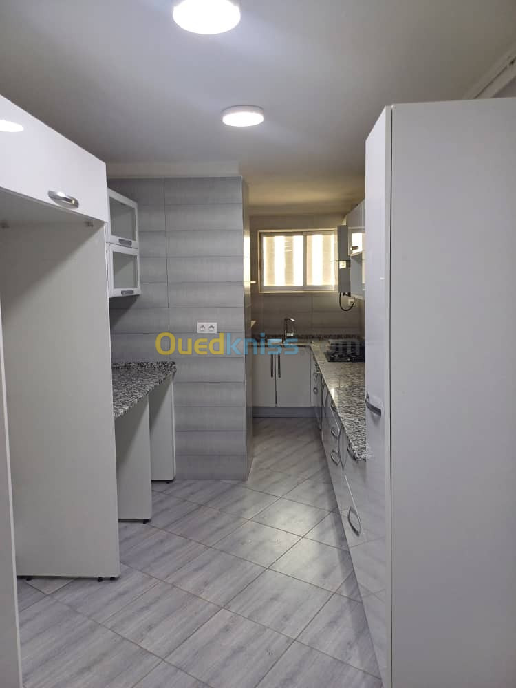 Location Appartement F4 Alger Said hamdine