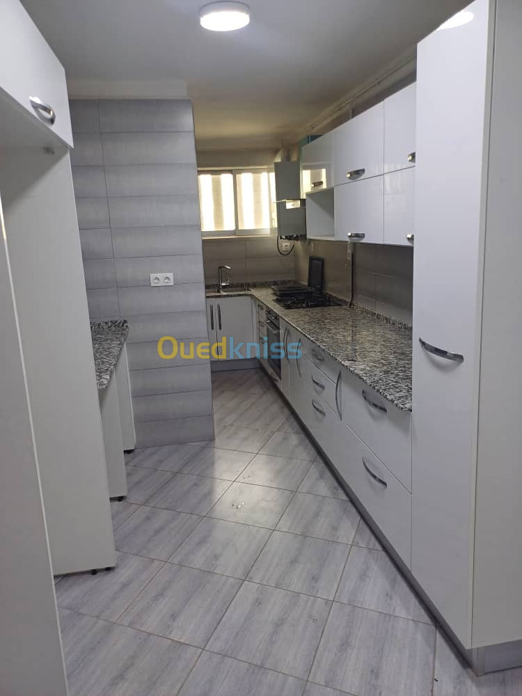 Location Appartement F4 Alger Said hamdine