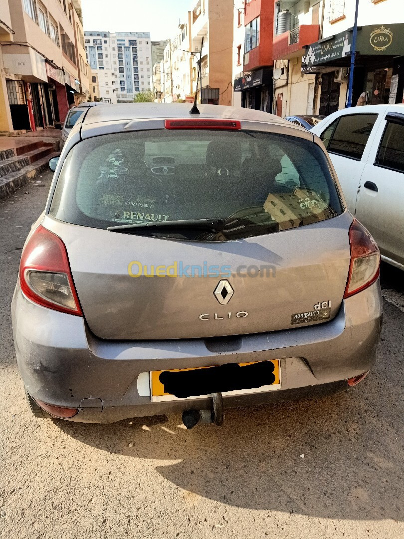 Renault Clio 3 2010 Exception