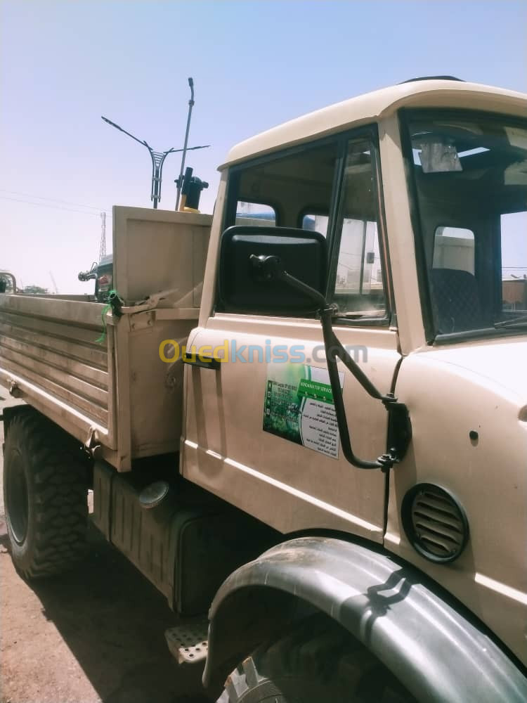 Mercedes Unimog 1983