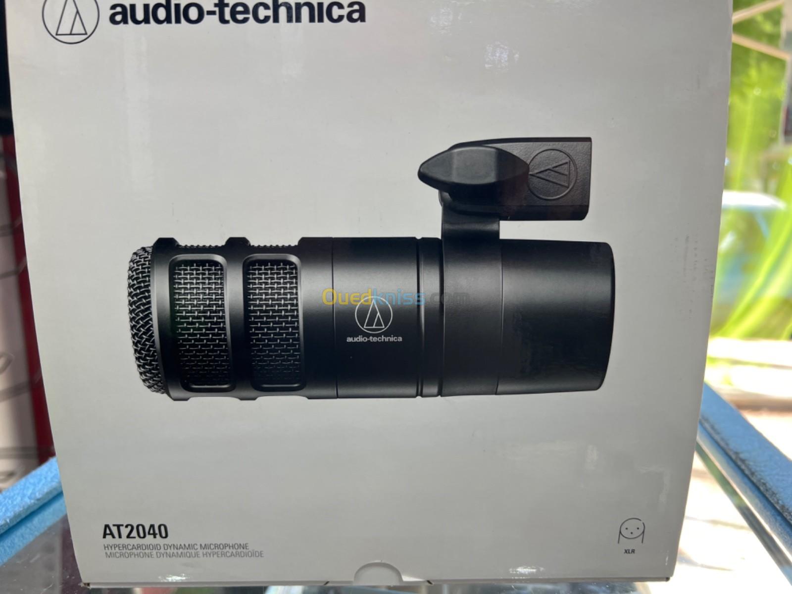 Moro studio audio-technica