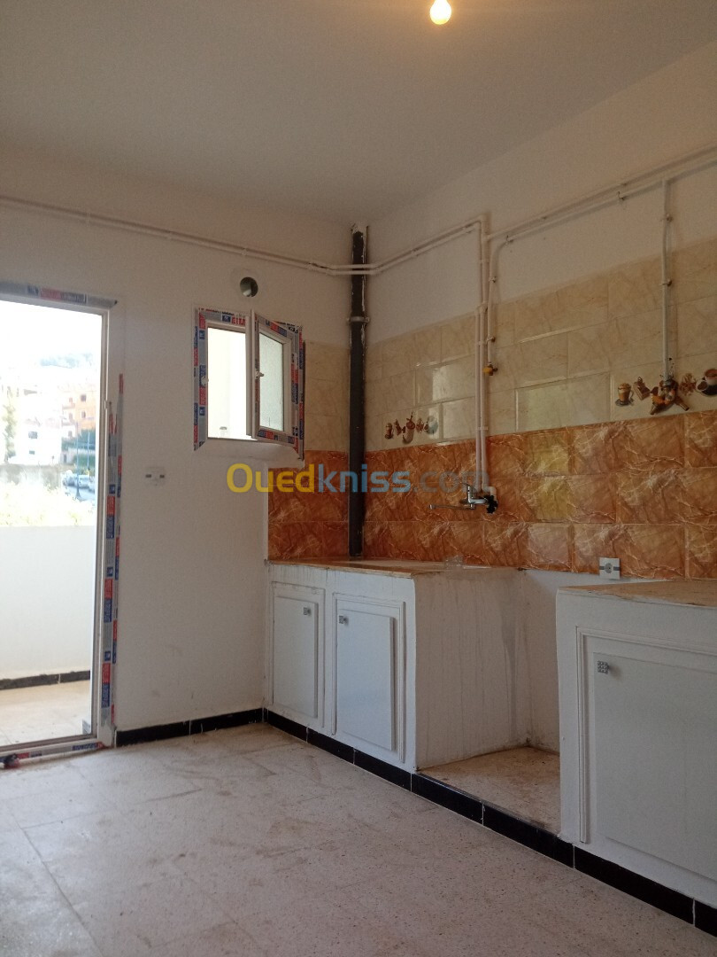 Location Appartement F3 Jijel El milia