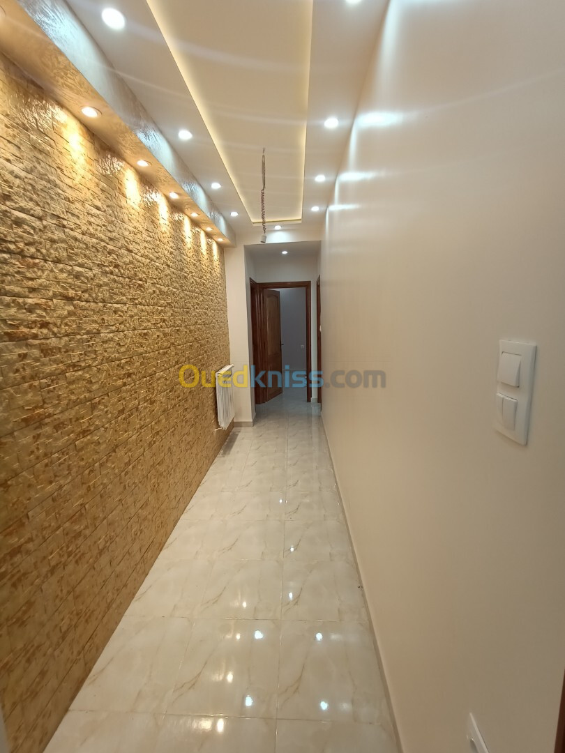 Vente Appartement F5 Alger Bordj el kiffan