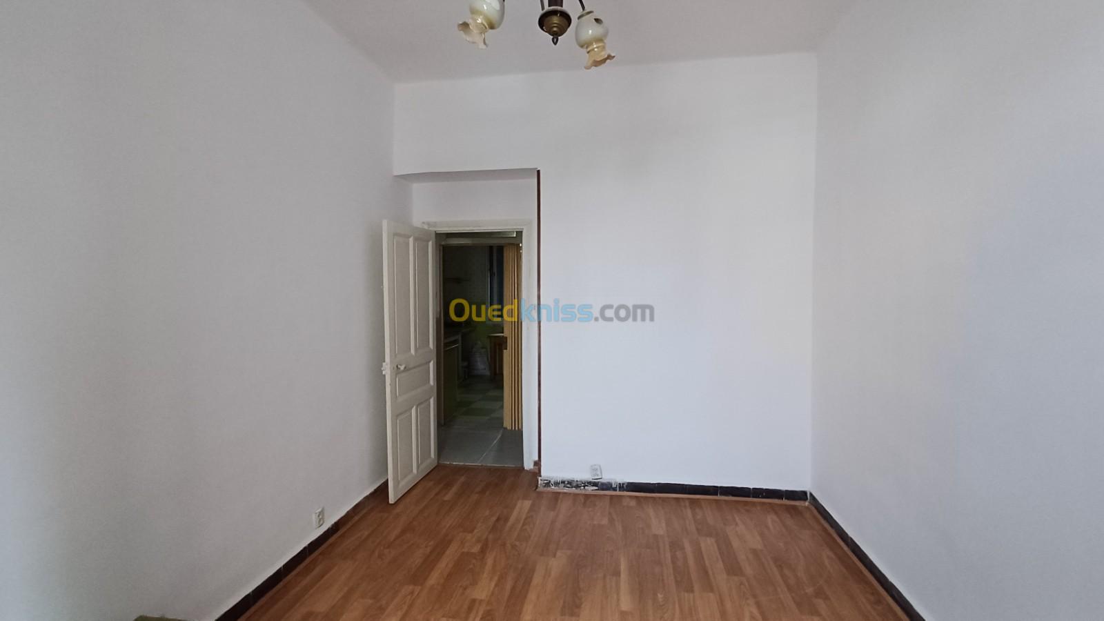 Location Appartement F3 Alger Sidi mhamed