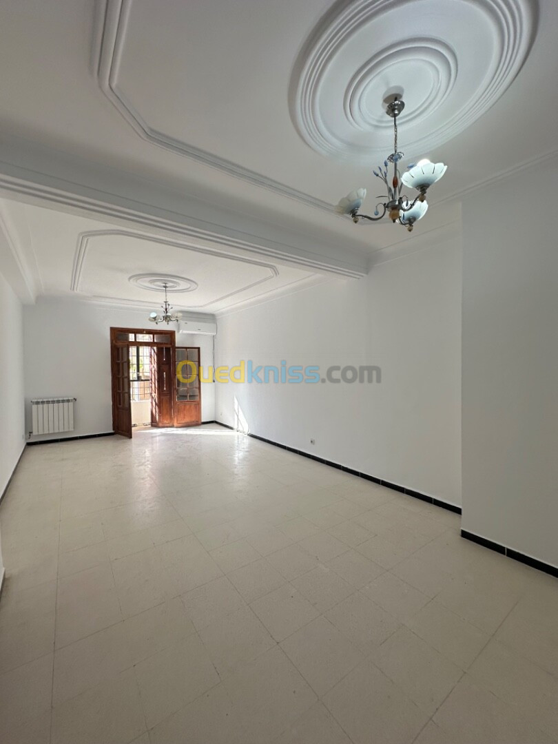 Location Appartement F4 Alger Draria