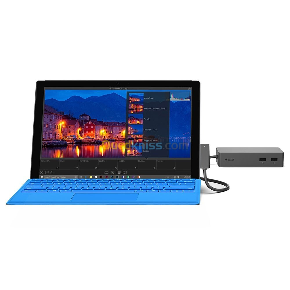 Microsoft dock station  