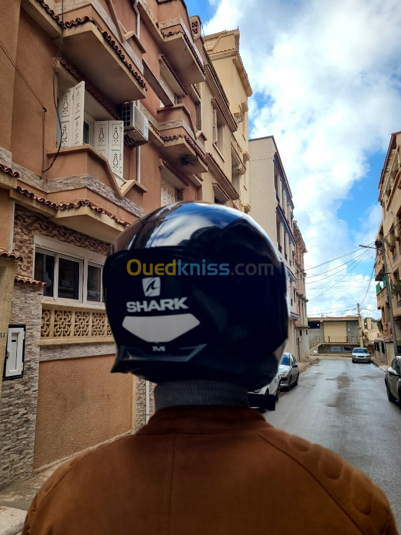 Casque shark skwal 2